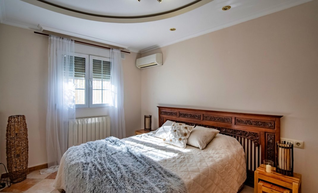 Resale - Villa -
La Nucía - Montebello - Nou Espai