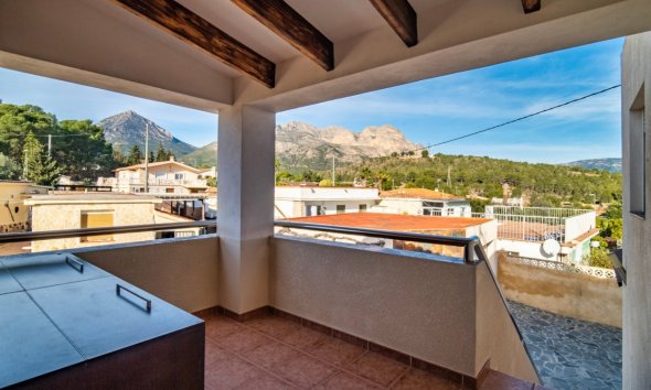 Resale - Villa -
La Nucía - Montebello - Nou Espai