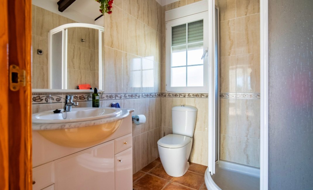 Resale - Villa -
La Nucía - Montebello - Nou Espai