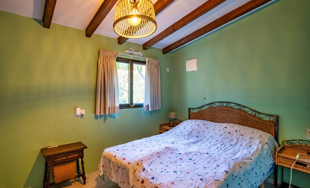 Resale - Villa -
Alfaz del Pi - El Romeral