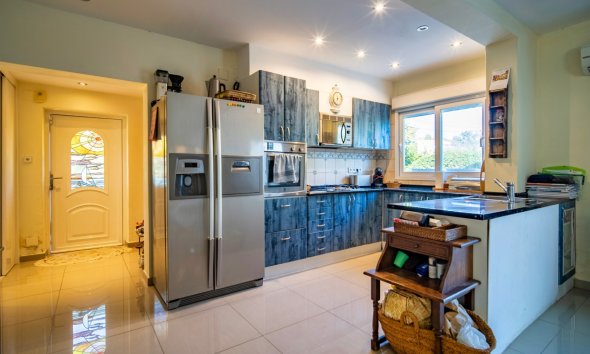 Resale - Villa -
Alfaz del Pi - El Romeral