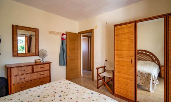 Resale - Villa -
Alfaz del Pi - El Romeral