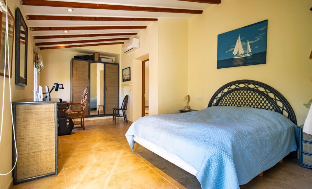 Resale - Villa -
Alfaz del Pi - El Romeral