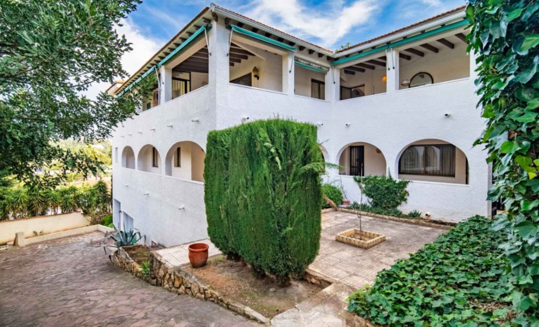 Resale - Villa -
Alfaz del Pi - Colonia Escandinavia