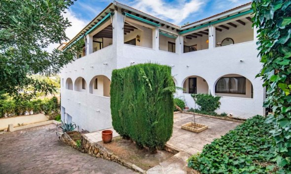 Resale - Villa -
Alfaz del Pi - Colonia Escandinavia