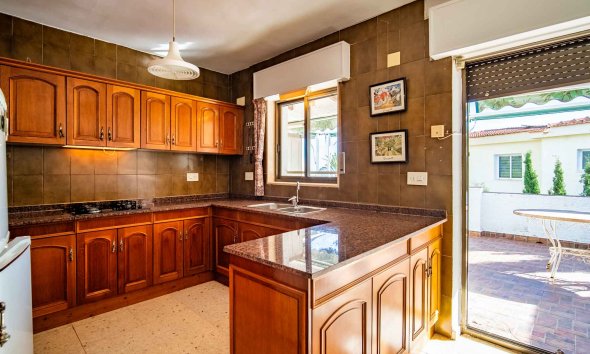 Resale - Villa -
Alfaz del Pi - Colonia Escandinavia