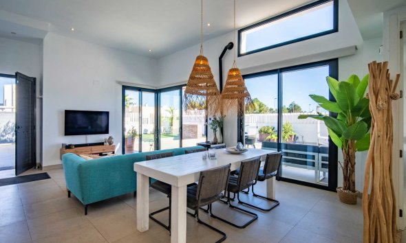 Resale - Villa -
Polop - La Alberca