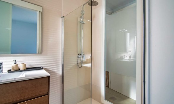 Resale - Villa -
Polop - La Alberca