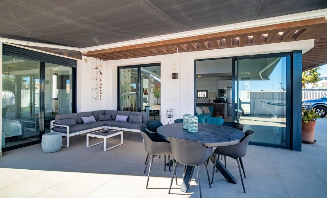 Resale - Villa -
Polop - La Alberca