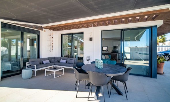 Resale - Villa -
Polop - La Alberca