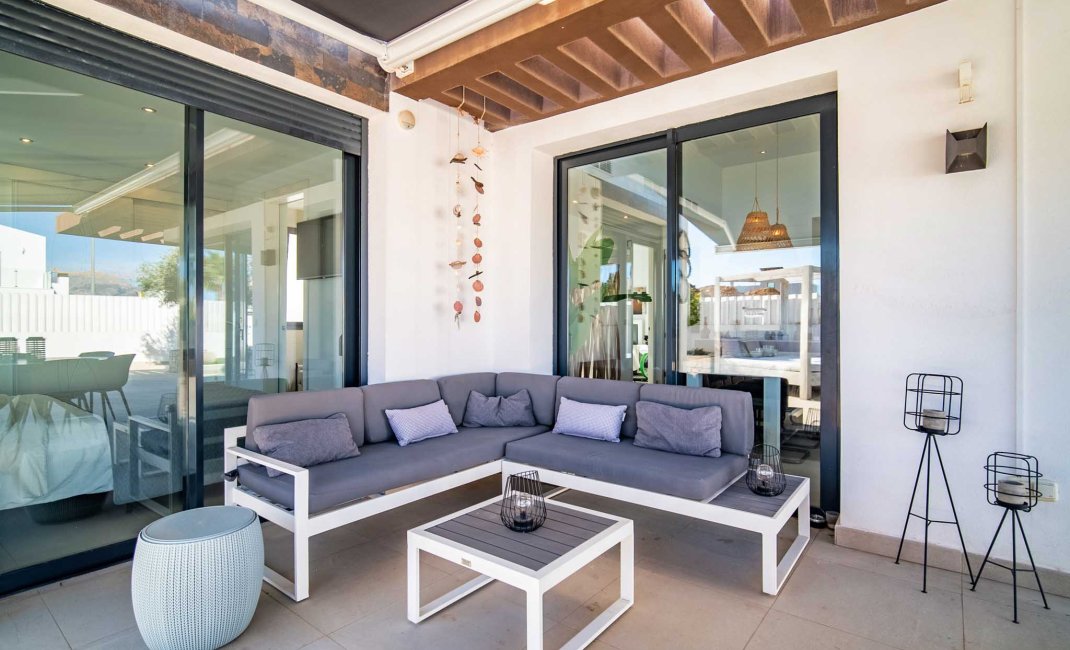 Resale - Villa -
Polop - La Alberca