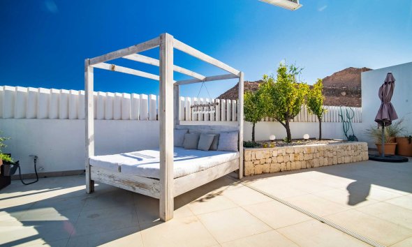 Resale - Villa -
Polop - La Alberca