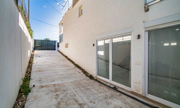 Videresalg - Villa -
La Nucía