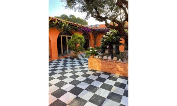 Resale - Villa -
Altea - Altea la Vella