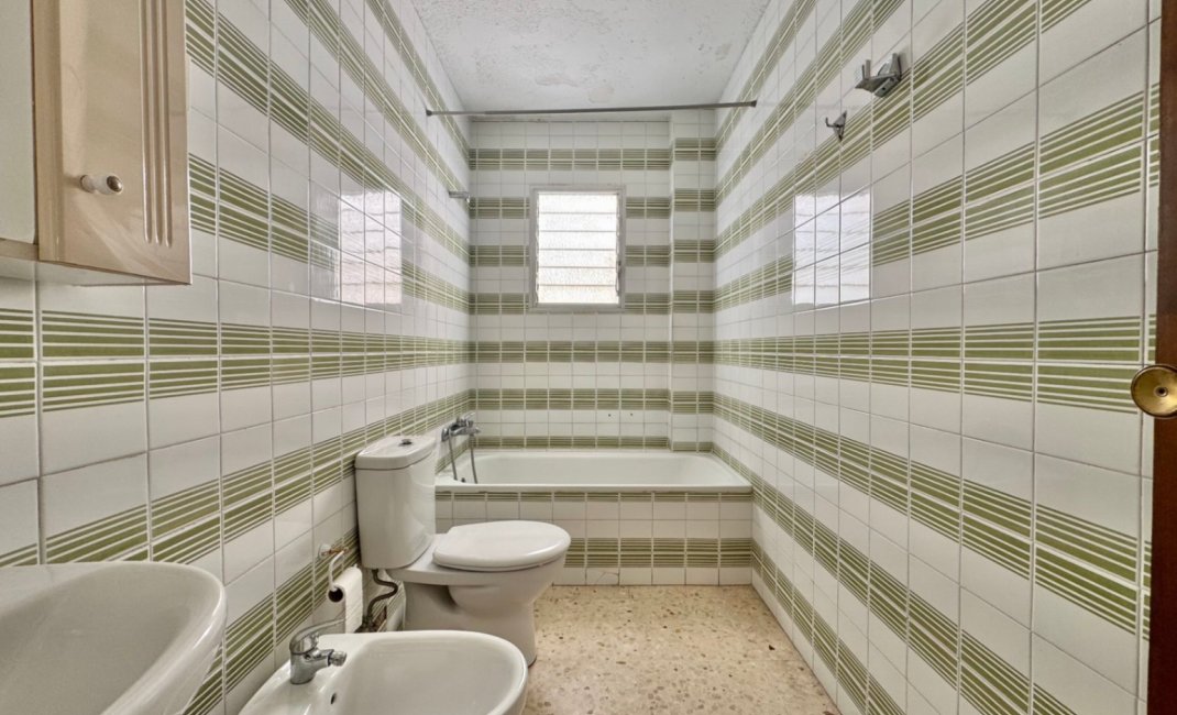 Resale - apartment -
Alfaz del Pi - Alfas del Pí