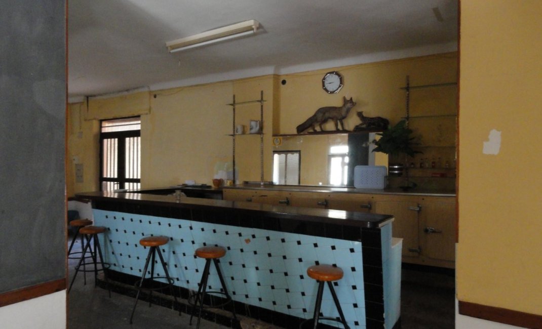 Resale - Townhouse / Semi -
Bolulla - CENTRO