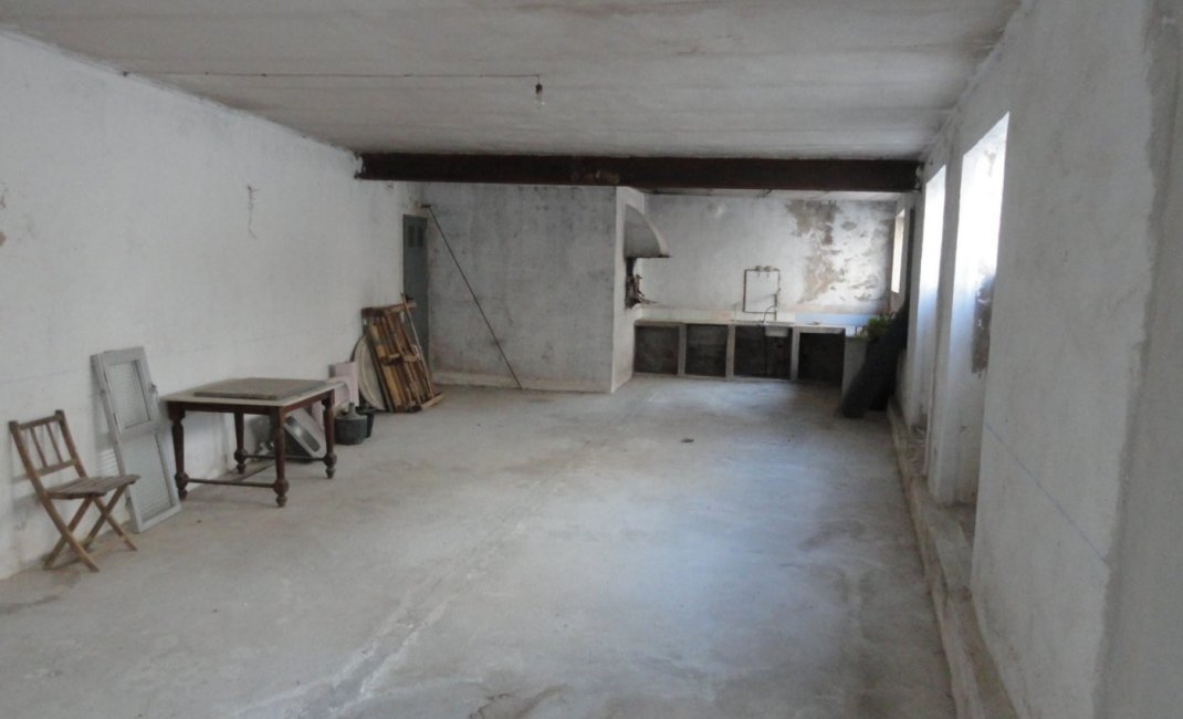 Resale - Townhouse / Semi -
Bolulla - CENTRO