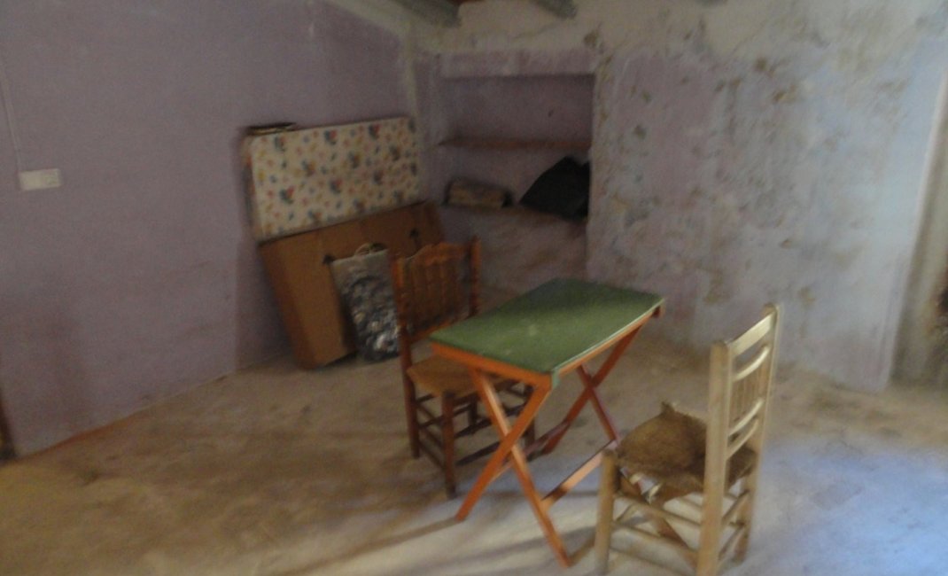 Resale - Townhouse / Semi -
Bolulla - CENTRO