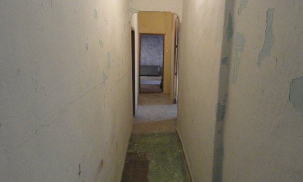 Resale - Townhouse / Semi -
Bolulla - CENTRO