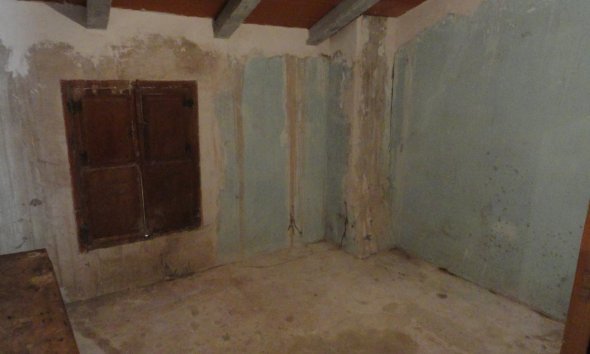 Resale - Townhouse / Semi -
Bolulla - CENTRO