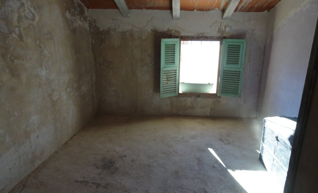 Resale - Townhouse / Semi -
Bolulla - CENTRO