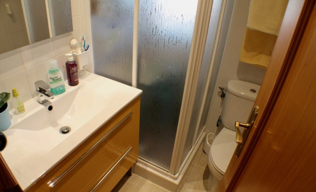 Resale - Villa -
La Nucía - Urbanisations