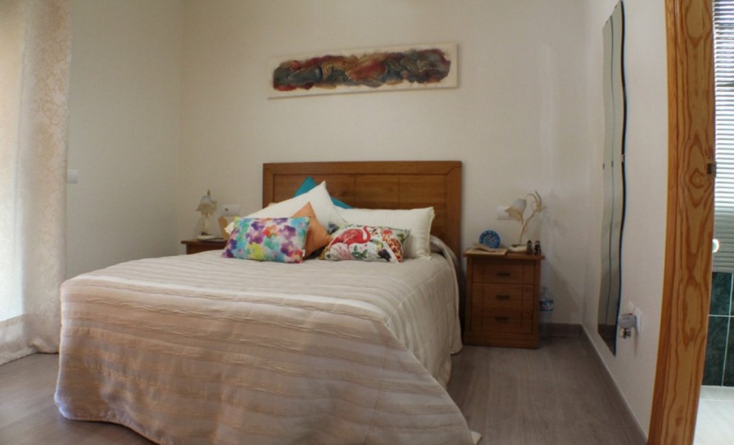 Resale - Villa -
La Nucía - Urbanisations