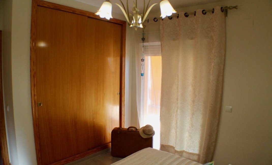 Resale - Villa -
La Nucía - Urbanisations