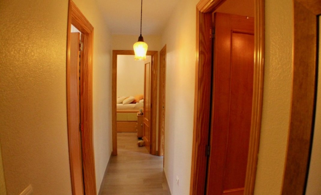 Resale - Villa -
La Nucía - Urbanisations