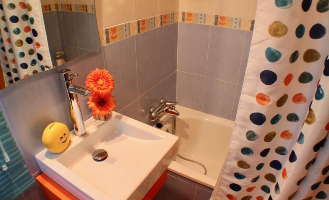 Resale - Villa -
La Nucía - Urbanisations