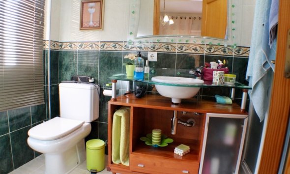 Resale - Villa -
La Nucía - Urbanisations