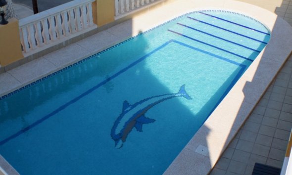 Resale - Villa -
La Nucía - Urbanisations