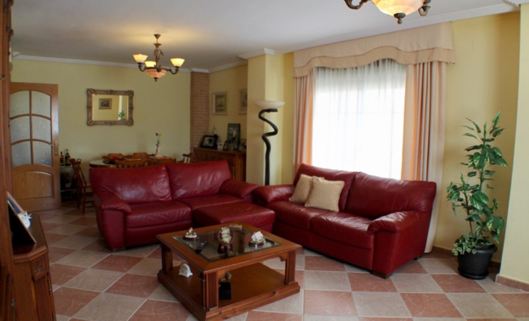 Resale - Villa -
Benidorm - Rincón de Loix