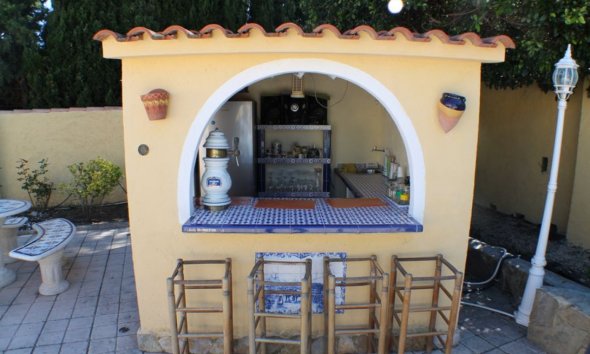 Resale - Villa -
Alfaz del Pi - Alfas del Pí