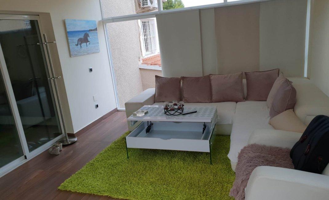 Resale - Villa -
Alfaz del Pi - Alfas del Pí