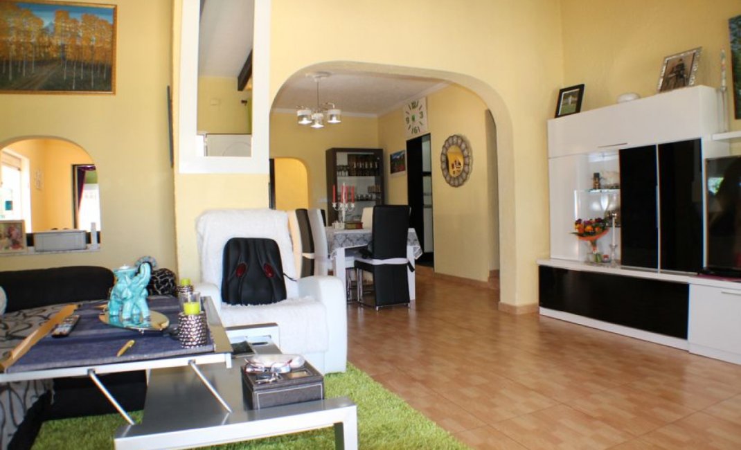 Resale - Villa -
Alfaz del Pi - Alfas del Pí