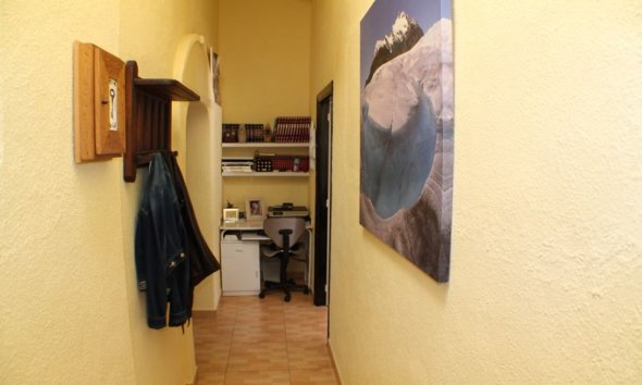 Resale - Villa -
Alfaz del Pi - Alfas del Pí