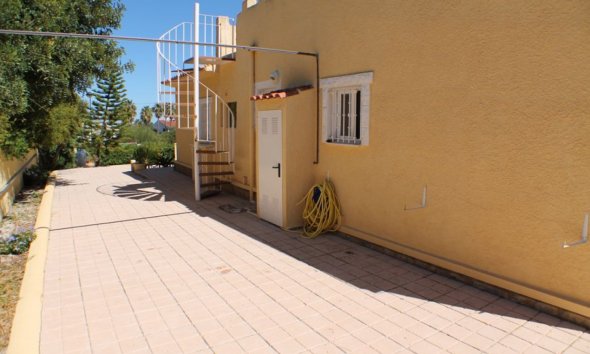 Resale - Villa -
Alfaz del Pi - Alfas del Pí