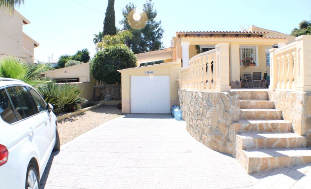 Resale - Villa -
Alfaz del Pi - Alfas del Pí
