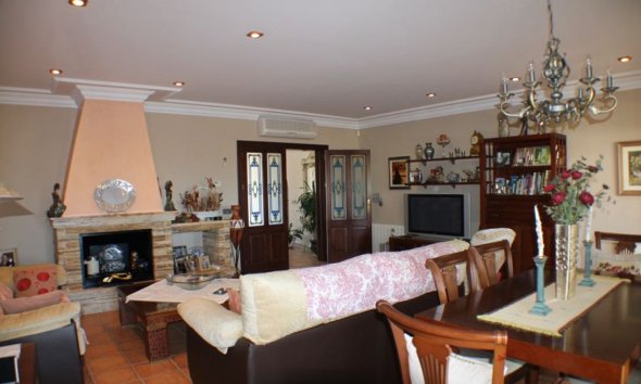 Resale - Villa -
Alfaz del Pi - Alfas del Pí