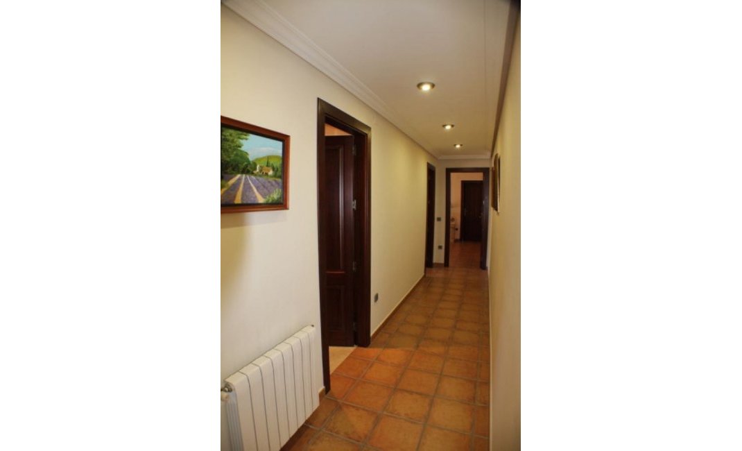 Resale - Villa -
Alfaz del Pi - Alfas del Pí