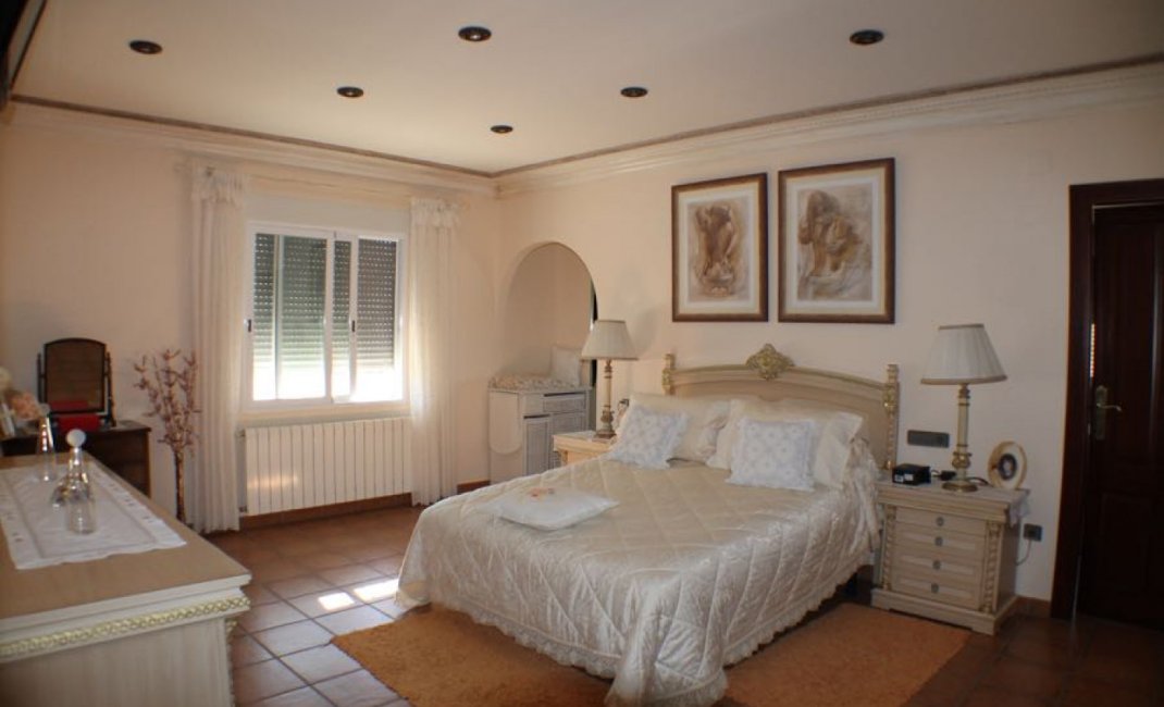 Resale - Villa -
Alfaz del Pi - Alfas del Pí