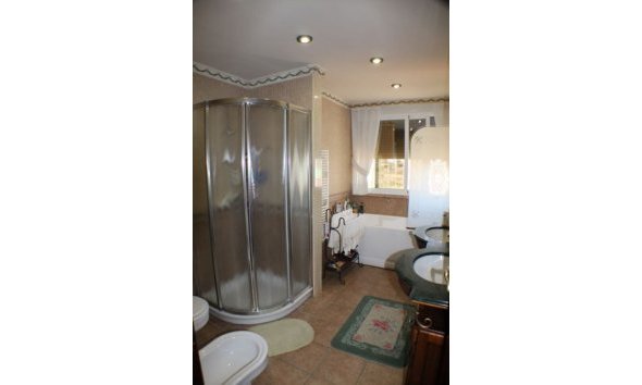 Resale - Villa -
Alfaz del Pi - Alfas del Pí