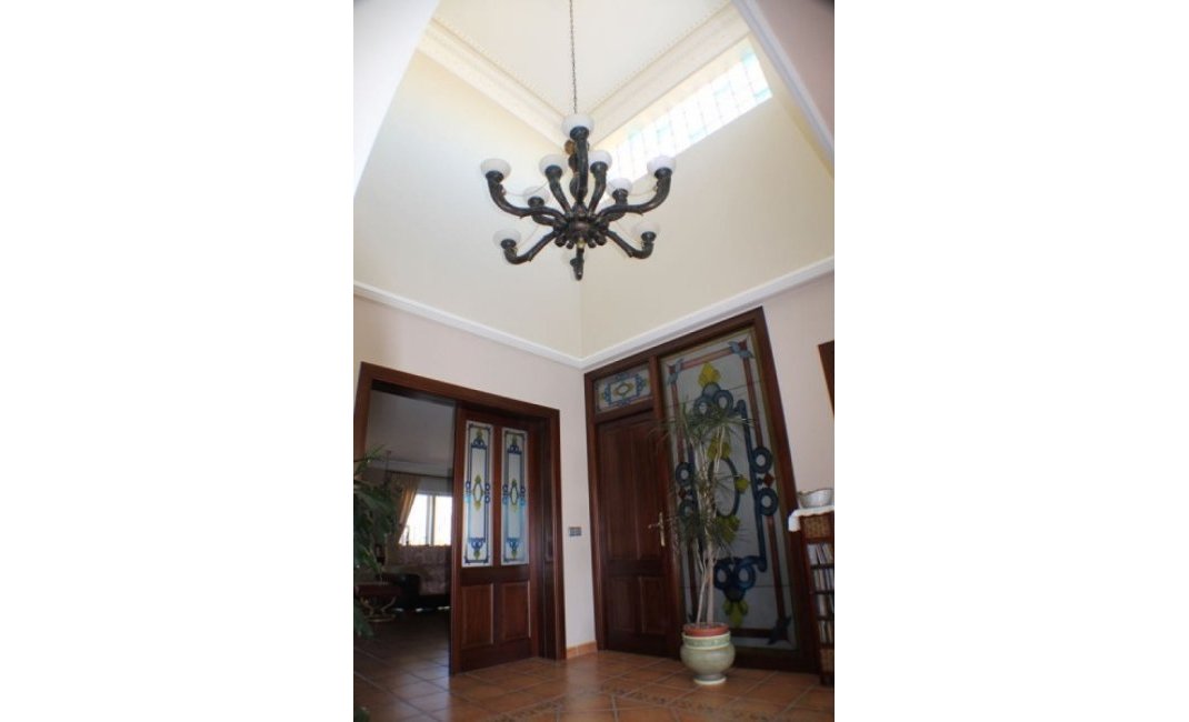 Resale - Villa -
Alfaz del Pi - Alfas del Pí