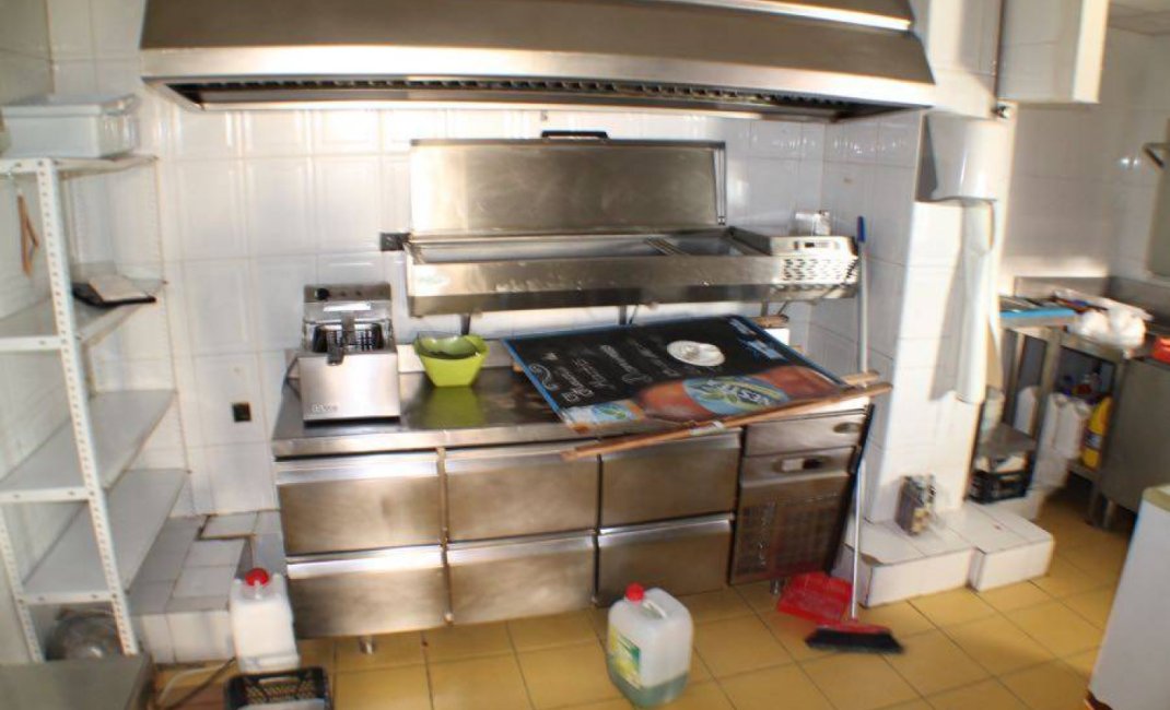 Resale - Commercial -
Benidorm - Juzgados