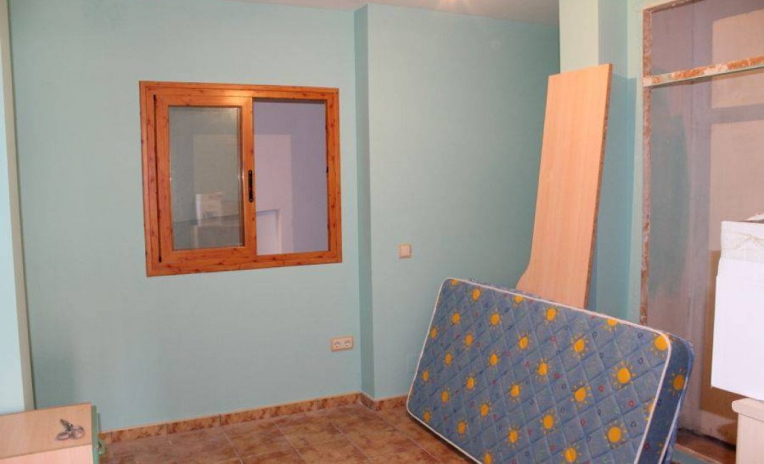 Resale - Villa -
Benidorm - Poniente