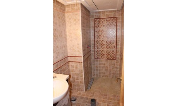 Resale - Villa -
Benidorm - Poniente