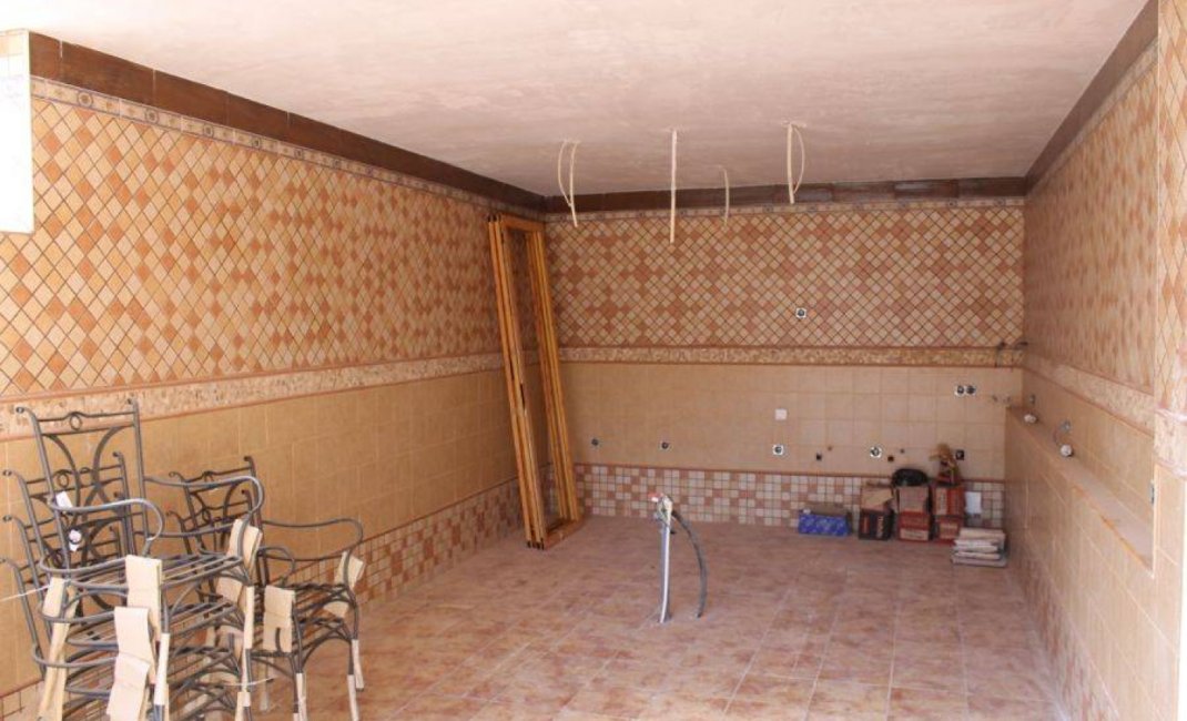 Resale - Villa -
Benidorm - Poniente