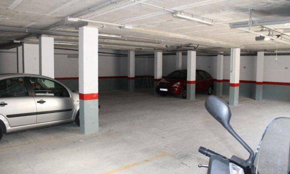 Resale - Villa -
Benidorm - Poniente