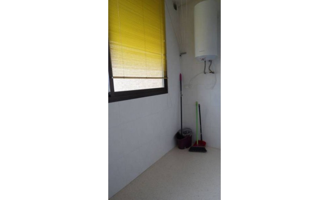 Resale - Apartment / flat -
Benidorm - Poniente